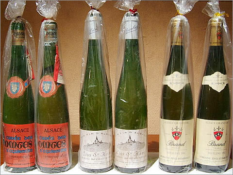 Lot de vins d'Alsace aux enchères au Château de Kientzheim, Clos Saint-Hune, Trimbach, Beyer, Riesling Brand, Zind-Humbrecht