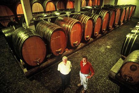 Domaine Zind-Humbrecht, Zind-Humbrecht, cuverie, cave, fût de chêne, Olivier Humbrecht, Wintzenheim, vin d'Alsace